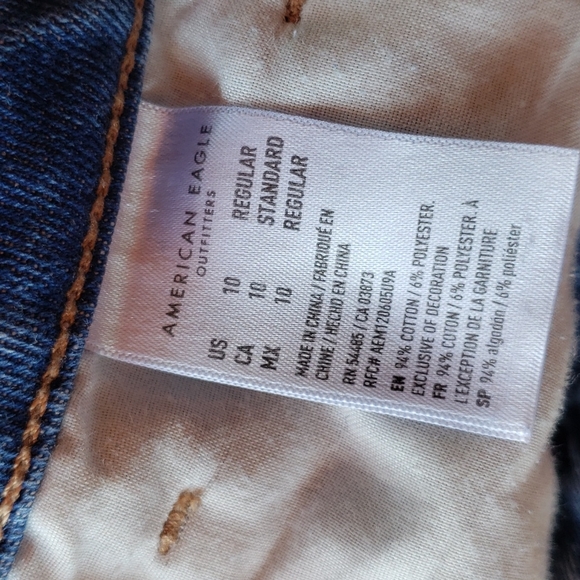 American Eagle AE Ripped Mom Jean sz 10 Women's - Picture 13 of 15
